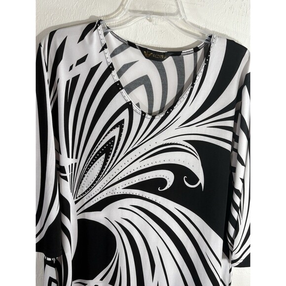 Valentina Black & White Studded Stretch Women Abstract Zebra Print V-Neck Blouse - Picture 7 of 9